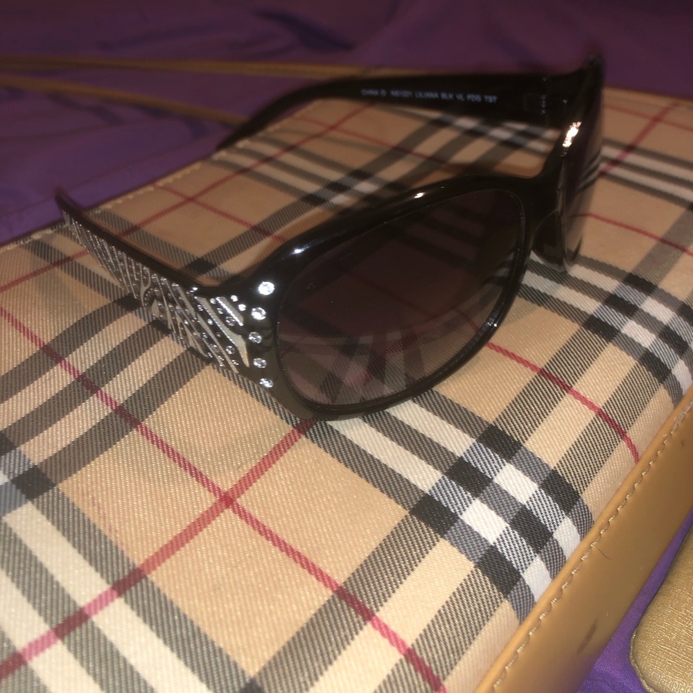 Woman’s Solar Accent Cheetah Print Sunglasses (NWT)